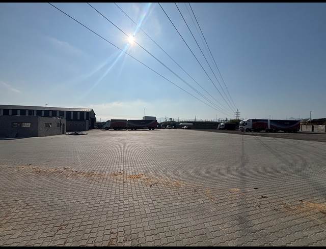 4,100M² WAREHOUSE TO LET IN BLACKHEATH INDUSTRIAL