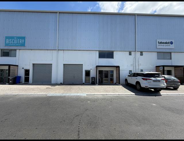 197M² WAREHOUSE TO LET IN FIRGROVE