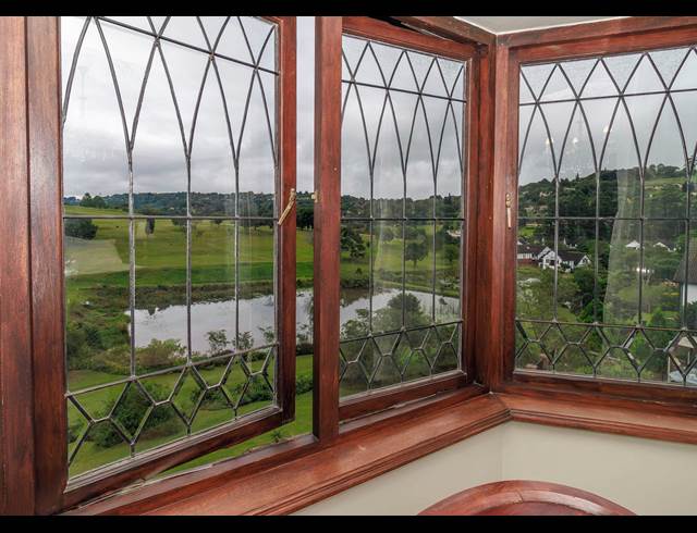 4 BEDROOM HOUSE RENTED IN CAMELOT GOLF CLUB AND ESTATE