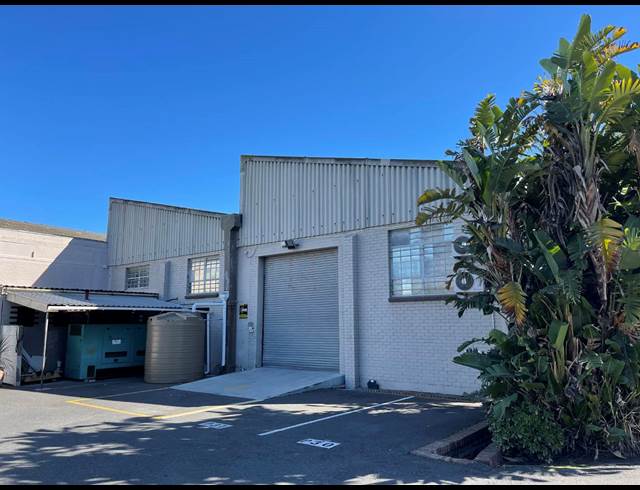 2,222M² WAREHOUSE TO LET IN WETTON