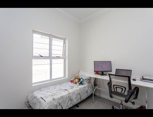 3 BEDROOM HOUSE RENTED IN LANGEBERG RIDGE