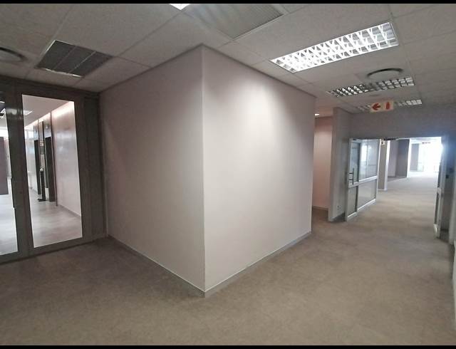 456M² OFFICE TO LET IN ROSEBANK