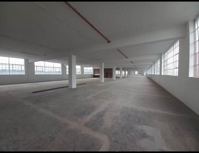 1,187M² WAREHOUSE TO LET IN DIEP RIVER