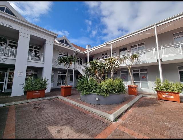 106M² OFFICE TO LET IN CENTURY CITY