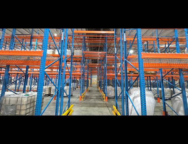 3,800M² WAREHOUSE TO LET IN NORTH RIDING