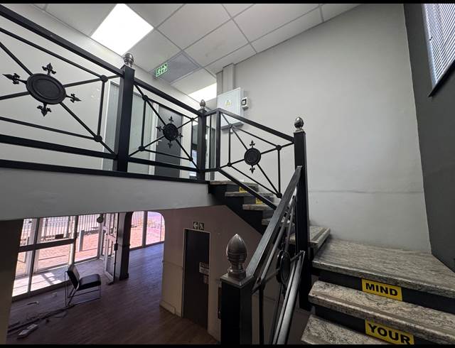 476M² OFFICE TO LET IN WYNBERG