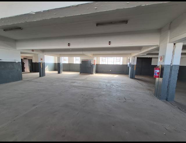 550M² WAREHOUSE TO LET IN DENVER