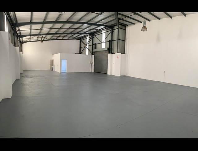 265M² WAREHOUSE TO LET IN LASER PARK