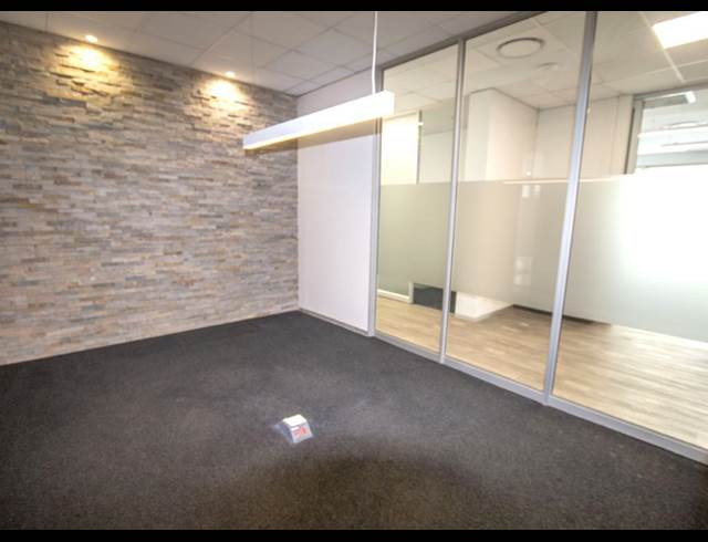 851M² OFFICE TO LET IN MELROSE ESTATE