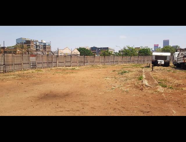 2,500M² INDUSTRIAL YARD TO LET IN JEPPESTOWN