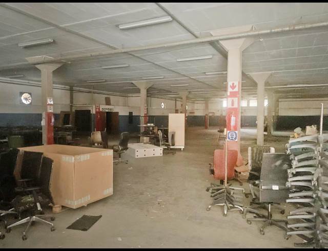 1,600M² WAREHOUSE TO LET IN BENROSE