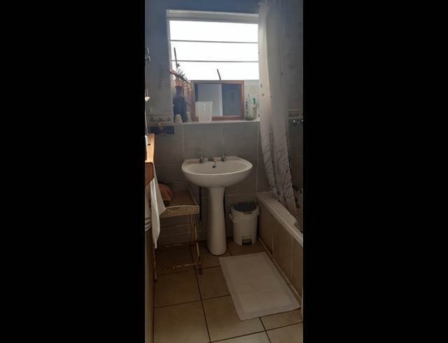 2 bed property to rent in OCEAN VIEW