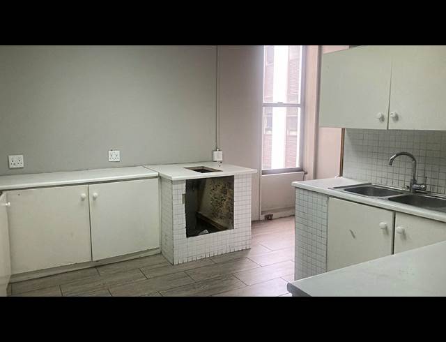 863M² OFFICE TO LET IN ROSEBANK