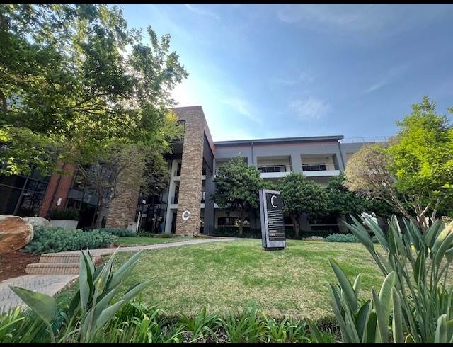 340M² OFFICE TO LET IN GREENSTONE HILL