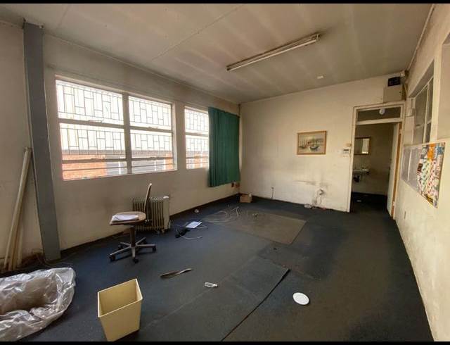 612M² WAREHOUSE TO LET IN LEA GLEN