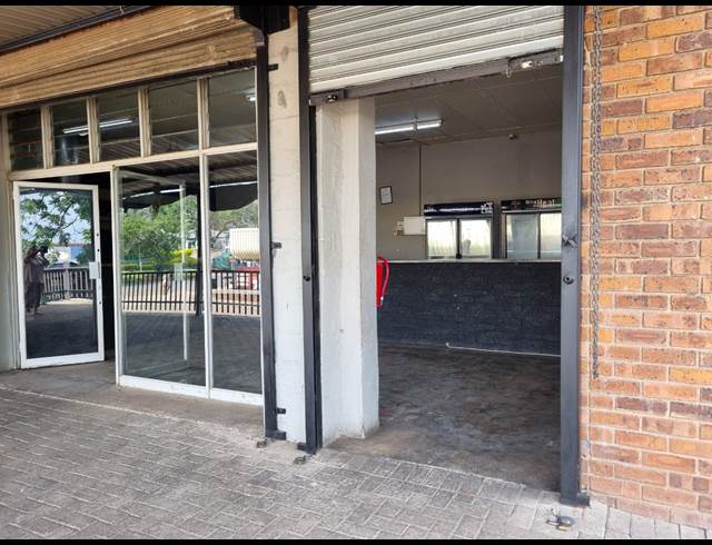 80M² RETAIL TO LET IN ROCKY DRIFT