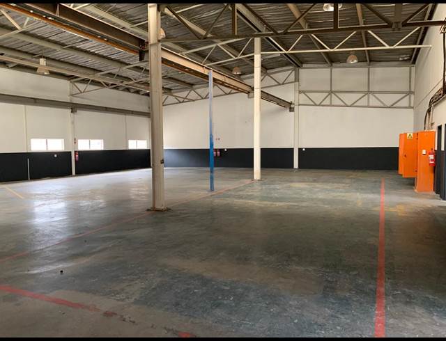 759M² WAREHOUSE TO LET IN STRIJDOMPARK