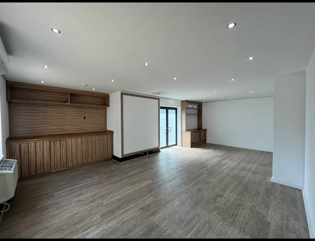 529M² OFFICE TO LET IN BRYANSTON