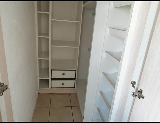 1 bed property to rent in MONDEOR