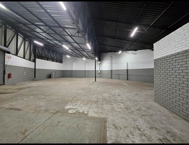 419M² WAREHOUSE TO LET IN SILVERTON