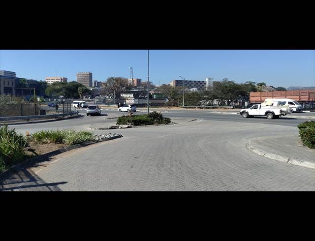 157M² OFFICE TO LET IN NELSPRUIT EXT 14