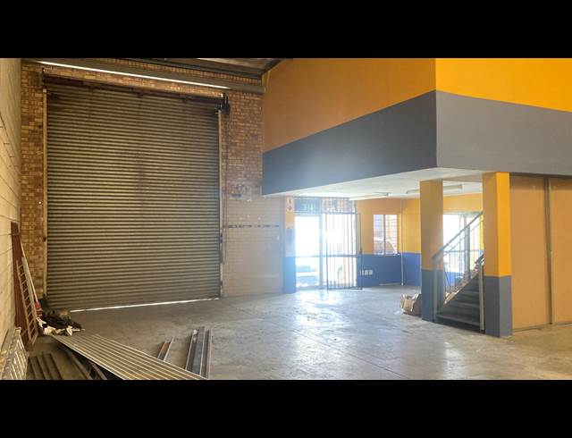 183M² WAREHOUSE TO LET IN KYA SANDS