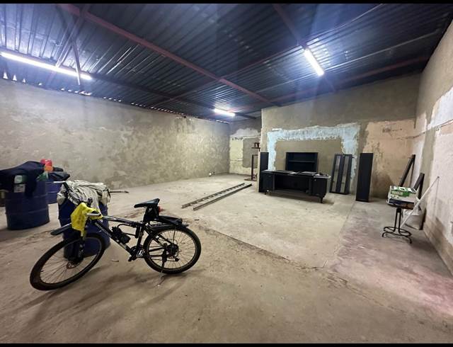500M² WAREHOUSE TO LET IN ROODEPOORT CENTRAL