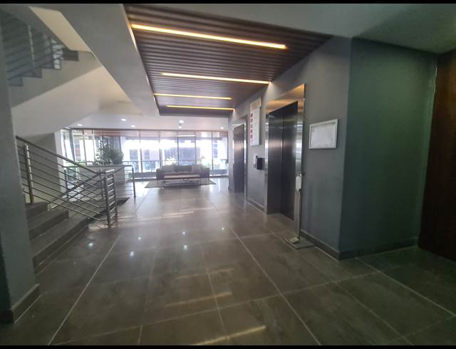 300M² OFFICE TO LET IN VORNA VALLEY