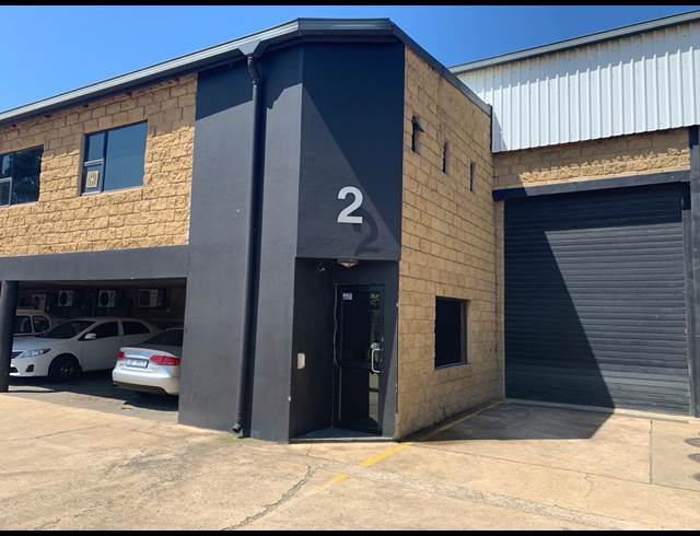 498M² WAREHOUSE TO LET IN RED HILL