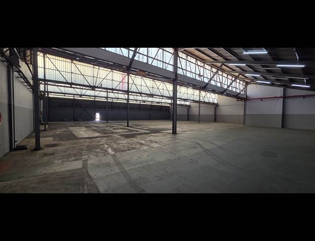 2,200M² WAREHOUSE TO LET IN DAL JOSAFAT