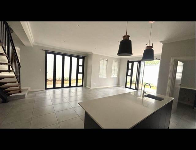 3 BEDROOM CLUSTER TO LET IN BRYANSTON