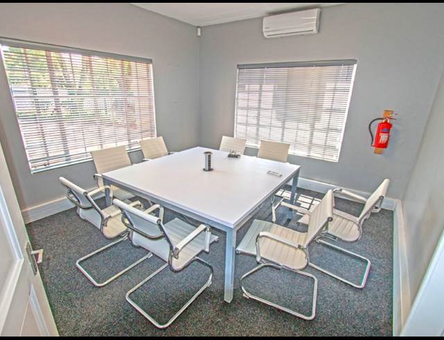 138M² OFFICE TO LET IN MELROSE ESTATE