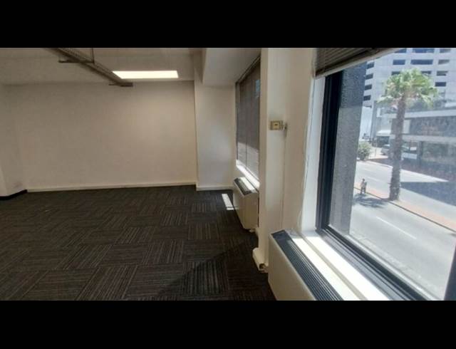 695M² BUILDING TO LET IN CAPE TOWN CITY CENTRE