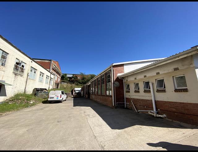 1,776M² WAREHOUSE TO LET IN WESTMEAD