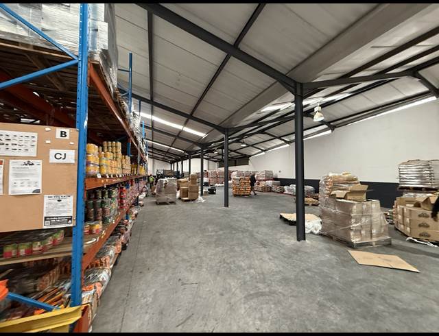 3,170M² WAREHOUSE TO LET IN BRACKENFELL INDUSTRIAL