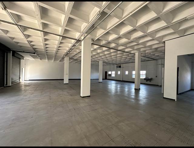 400M² WAREHOUSE TO LET IN HIGHVELD BUSINESS PARK