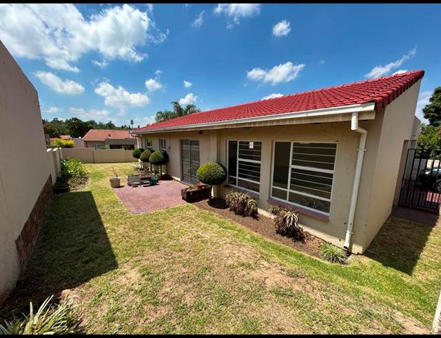 3 BEDROOM PROPERTY TO RENT IN HALFWAY GARDENS