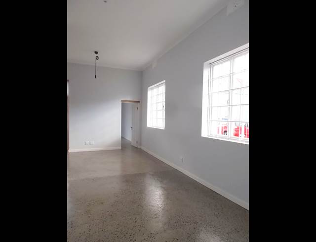 2 bed property to rent in OBSERVATORY