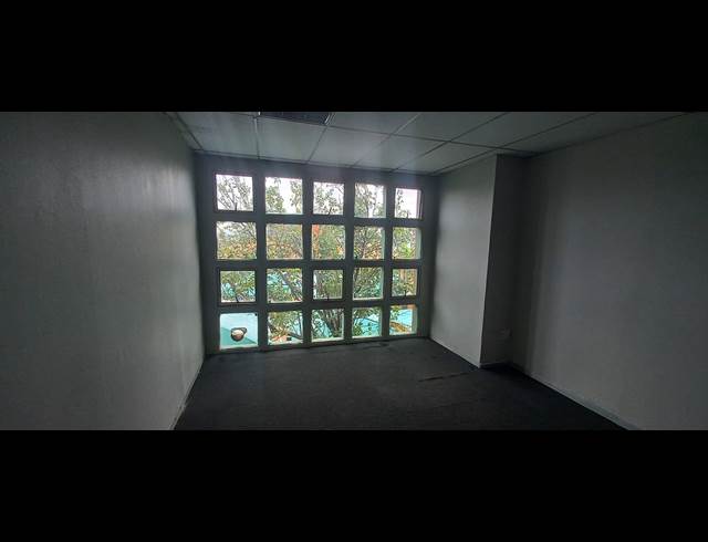 125M² BUSINESS TO LET IN HIGHVELD