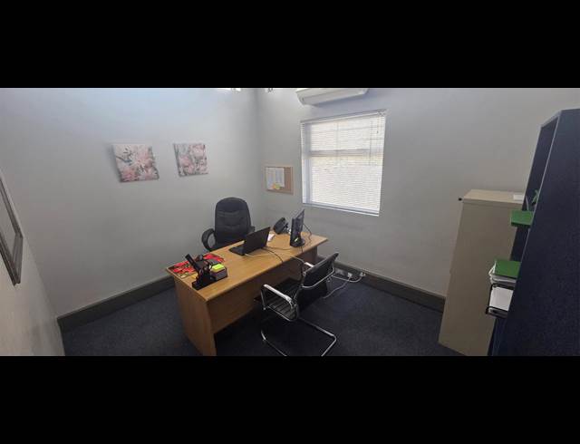 130M² OFFICE TO LET IN NELSPRUIT CENTRAL