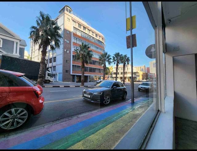 150M² RETAIL RENTED IN GARDENS