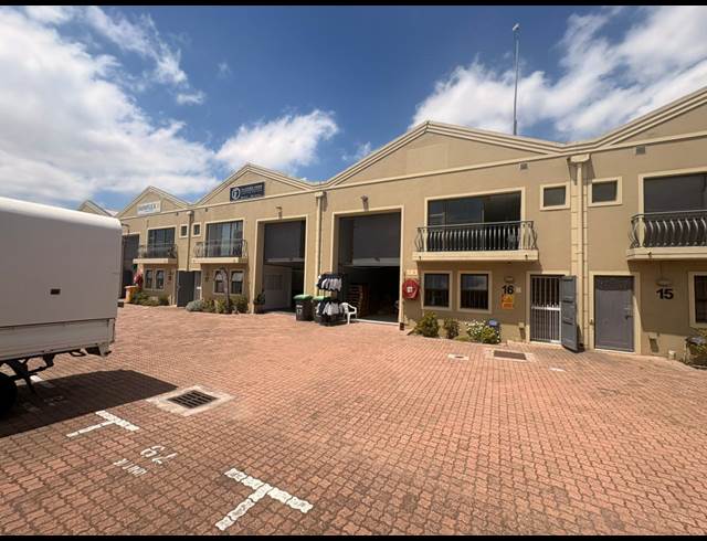 222M² WAREHOUSE TO LET IN MARCONI BEAM INDUSTRIA