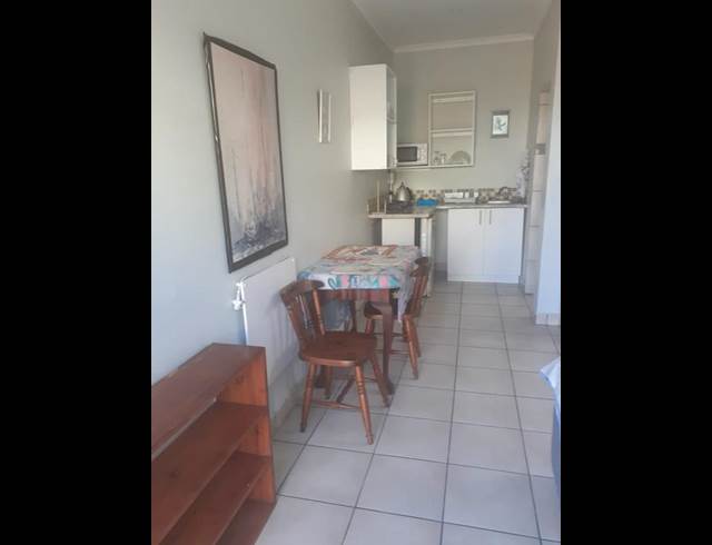 1 BEDROOM PROPERTY TO RENT IN DANA BAY