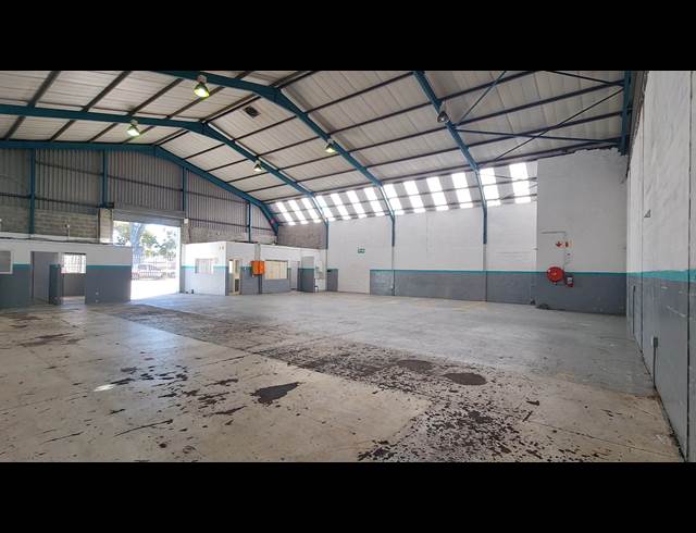 450M² FACTORY TO LET IN OTTERY EAST
