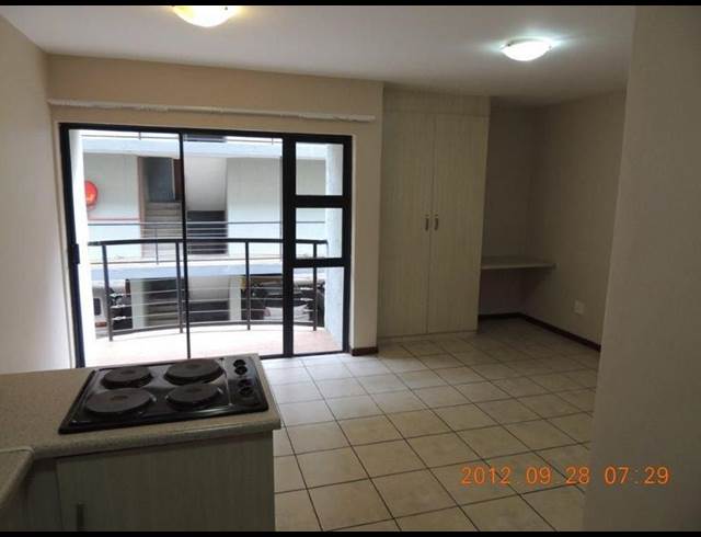 1 BEDROOM PROPERTY TO RENT IN DIE BULT