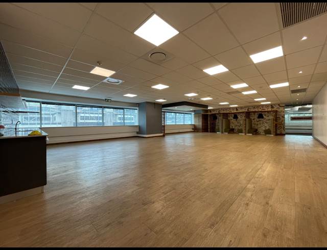 950M² OFFICE TO LET IN CAPE TOWN CITY CENTRE