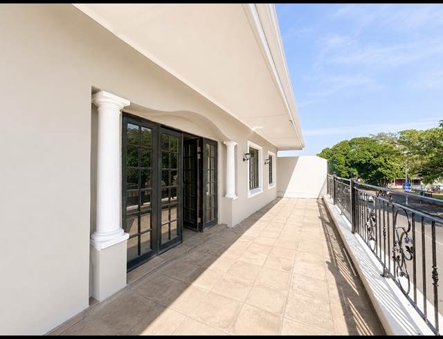 516M² CO-WORKING SPACE TO LET IN BEREA WEST