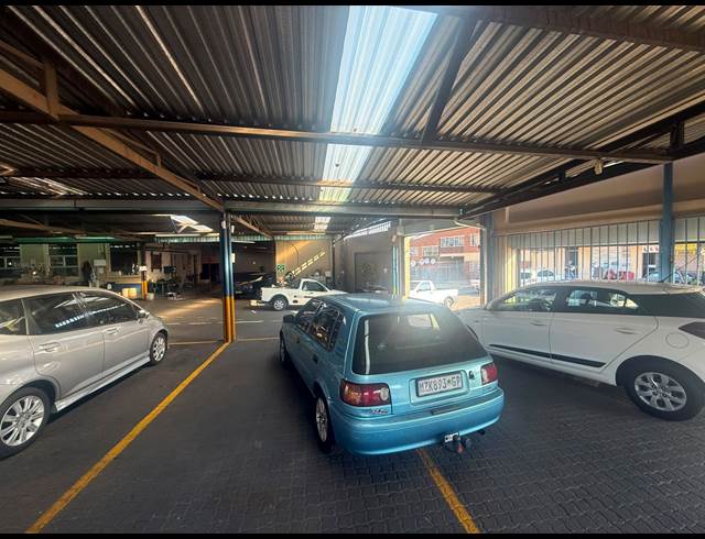 750M² WAREHOUSE TO LET IN DELAREY