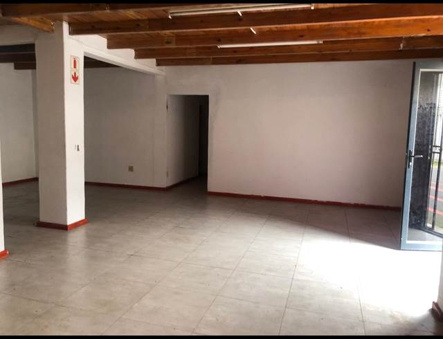 1,000M² WAREHOUSE RENTED IN EPPING INDUSTRIAL