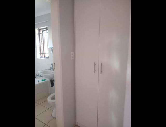1 BEDROOM PROPERTY TO RENT IN VELD EN VLEI